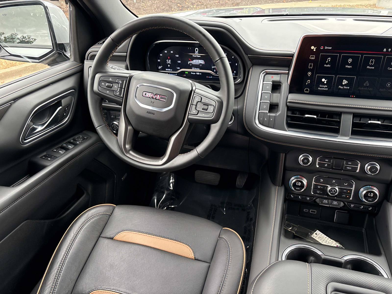 Used 2023 GMC Yukon XL AT4 AWD/4WD image 27