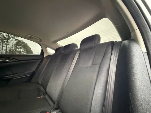 Used 2019 Honda Insight LX image 26