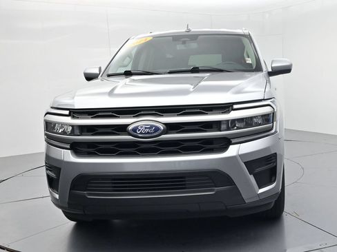 Used 2024 Ford Expedition Max XLT AWD/4WD image 3
