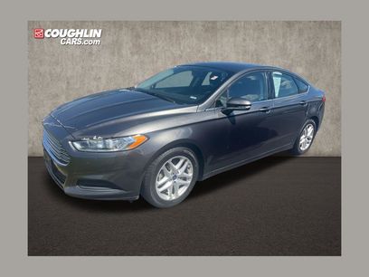 Used 2016 Ford Fusion SE