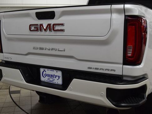Used 2022 GMC Sierra 3500 Denali w/ Denali Ultimate Package image 23