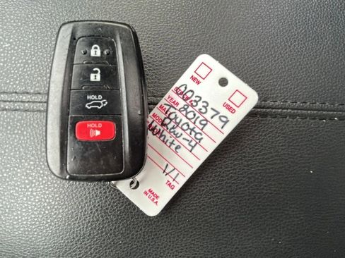 Used 2019 Toyota RAV4 XSE AWD/4WD image 41