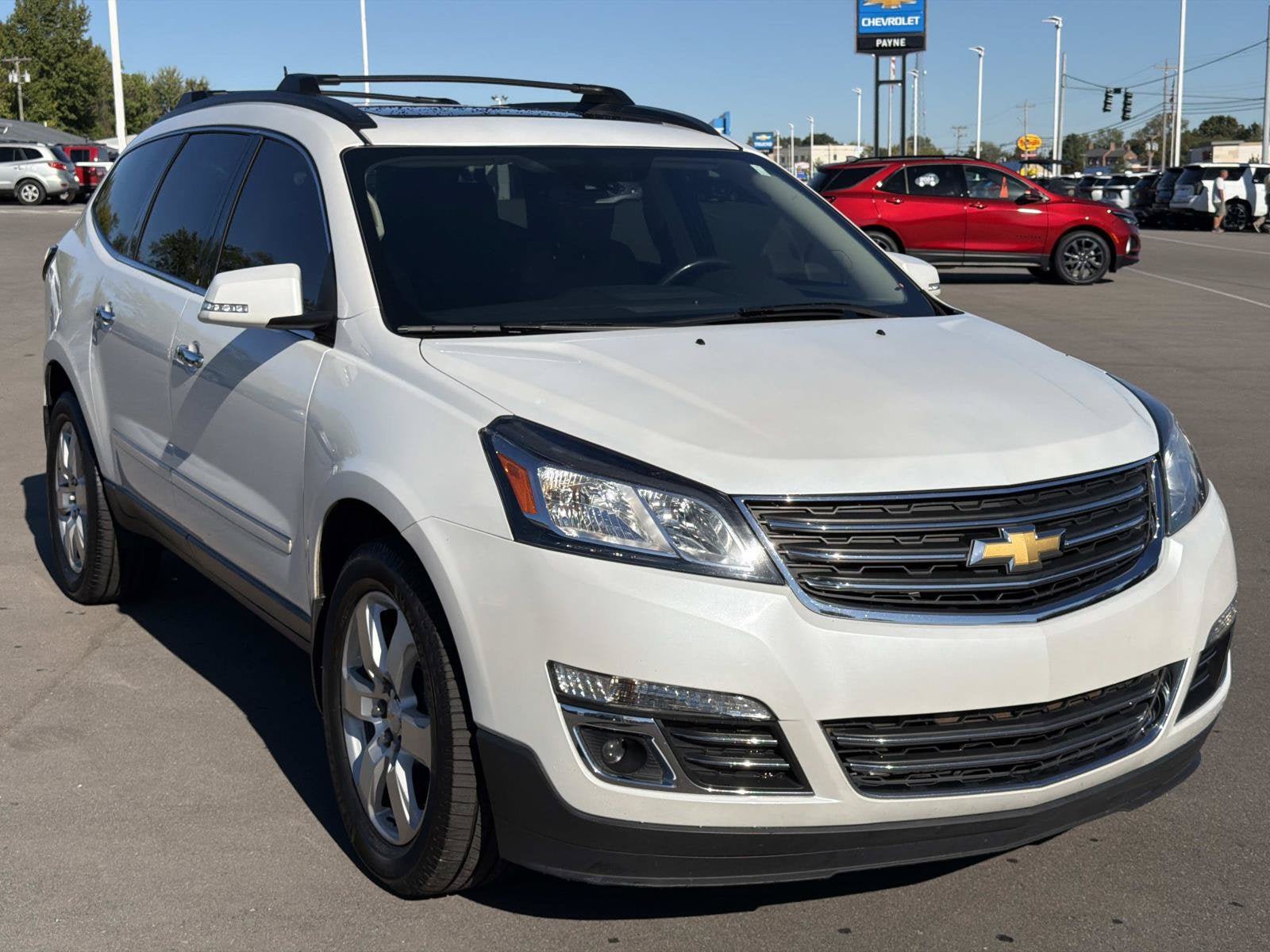 Used 2017 Chevrolet Traverse Premier FWD image 1