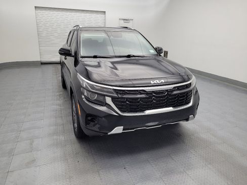 Used 2024 Kia Seltos S AWD/4WD image 14