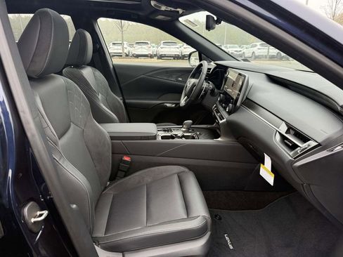 Used 2026 Lexus RX 450h AWD w/ Convenience Package image 15