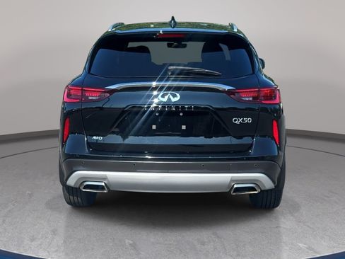 Used 2023 INFINITI QX50 Luxe AWD/4WD image 6