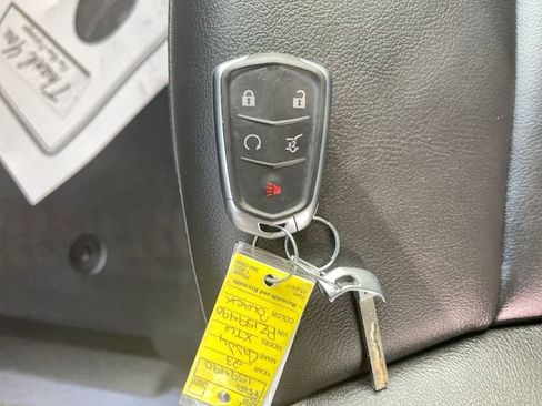 Certified 2023 Cadillac XT6 Luxury image 35