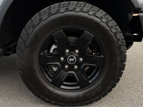 Used 2024 Ford Bronco Black Diamond image 54