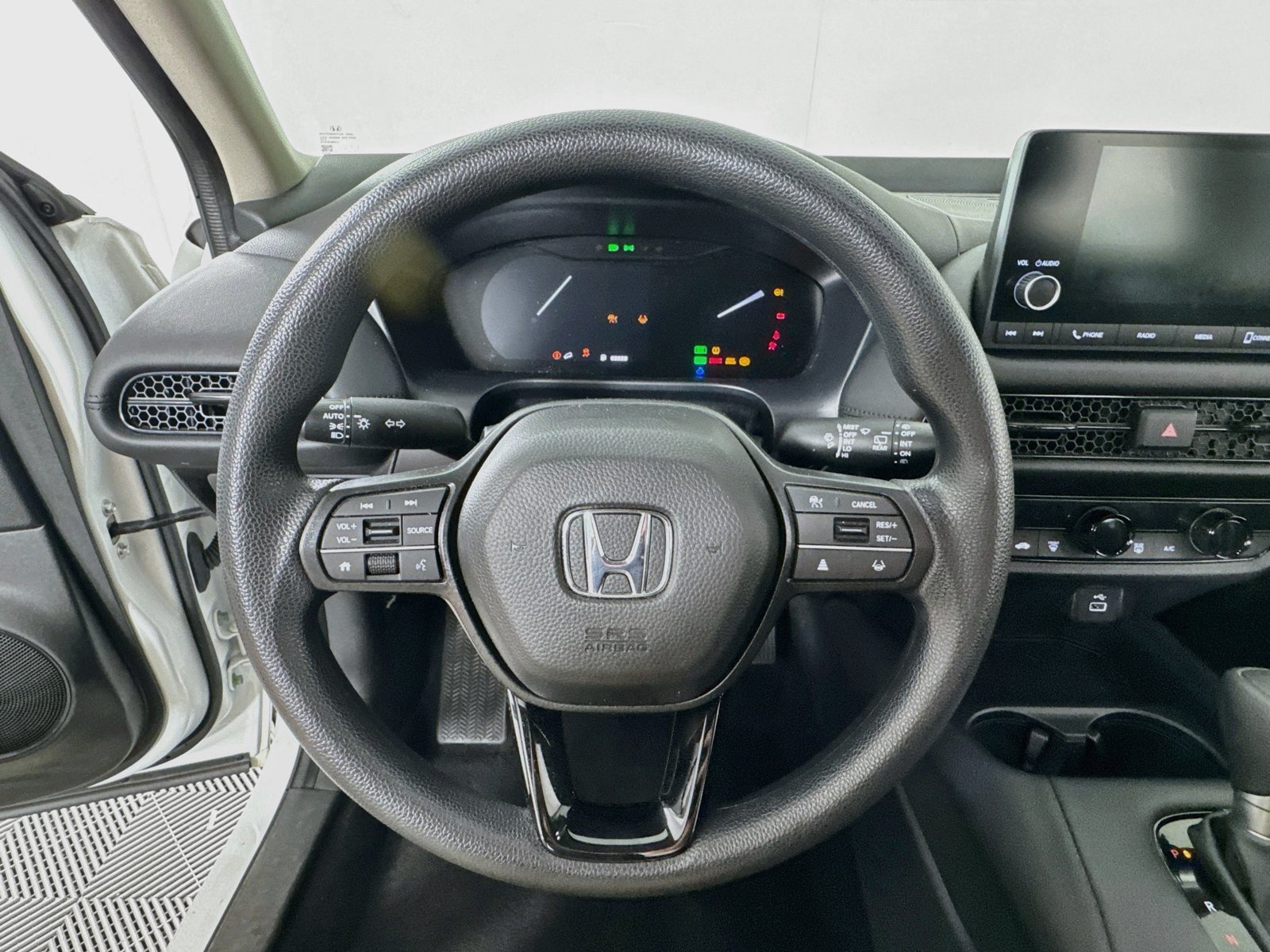 Used 2024 Honda HR-V LX image 13