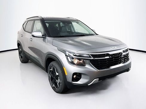New 2026 Kia Seltos S image 3