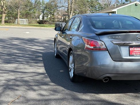 Used 2015 Nissan Altima 3.5 SL image 8