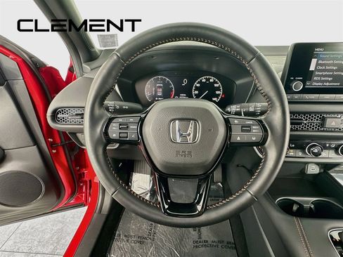 Used 2025 Honda HR-V Sport image 15
