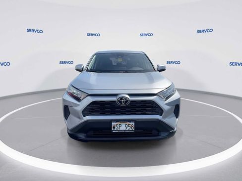 Used 2022 Toyota RAV4 LE FWD image 3