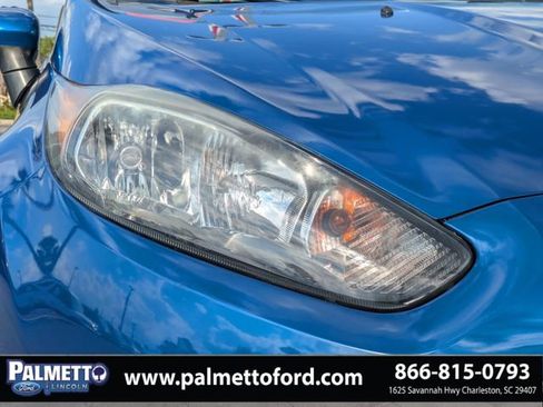 Used 2019 Ford Fiesta SE FWD image 10