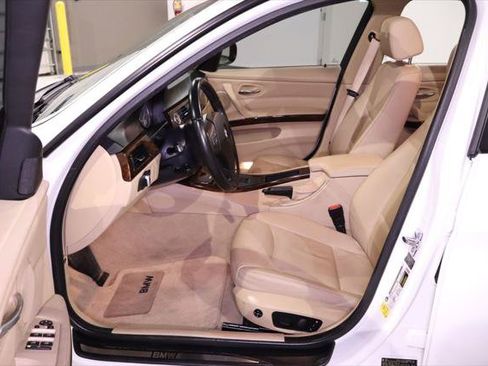 Used 2009 BMW 328i Sedan RWD image 26