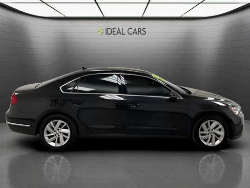 Used 2018 Volkswagen Passat 2.0T SE FWD image 4