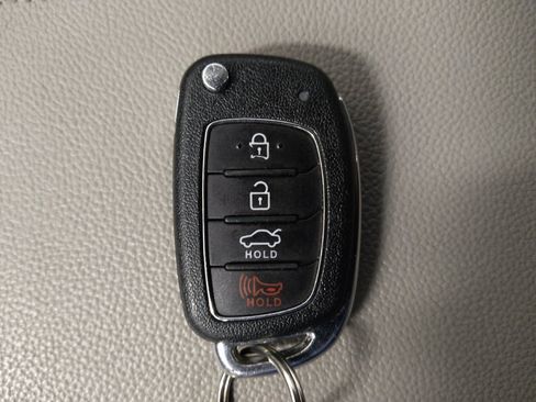 Used 2018 Hyundai Sonata SE FWD image 32
