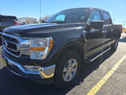 Used 2023 Ford F150 XLT w/ XTR Package image 3