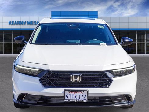 Used 2025 Honda Accord SE image 2