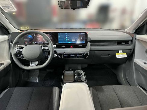 New 2026 Hyundai Ioniq 5 SE RWD image 11