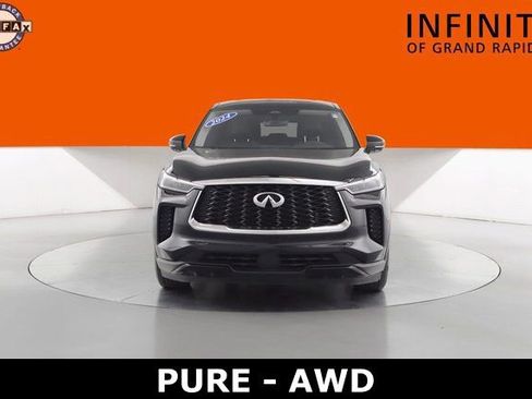 Used 2023 INFINITI QX60 Pure image 2