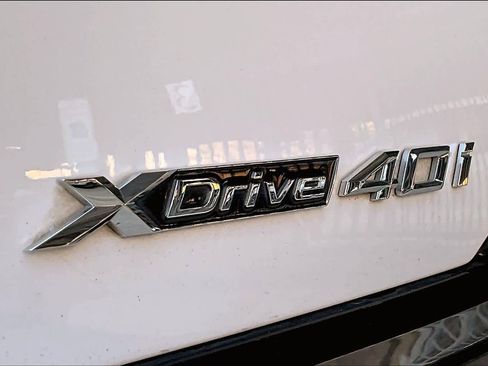 Used 2023 BMW X7 xDrive40i w/ Executive Package image 9