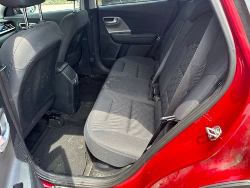 Used 2022 Kia Niro LX FWD image 32