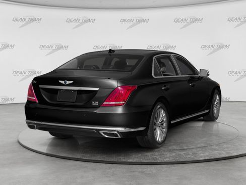 Used 2019 Genesis G90 5.0 Ultimate AWD/4WD image 2
