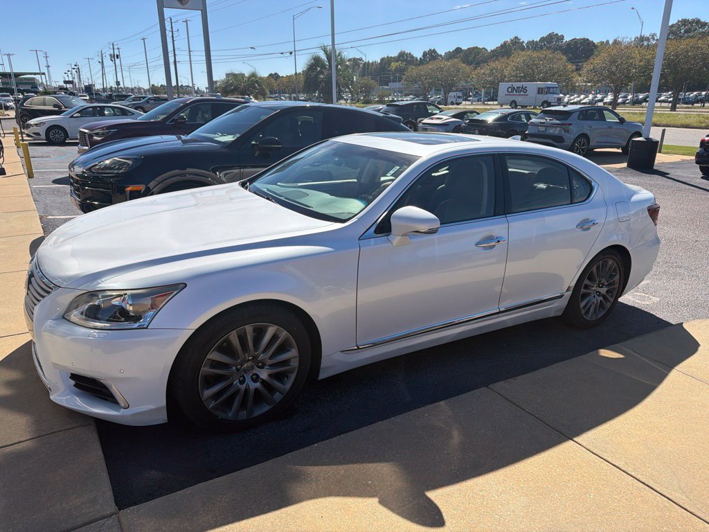 Used 2017 Lexus LS 460 w/ Comfort Package RWD 360° Tour