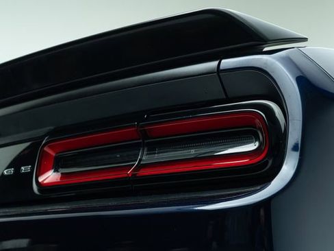 Used 2015 Dodge Challenger SRT Hellcat image 15