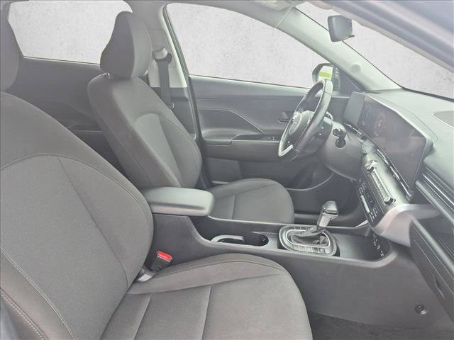 Used 2025 Hyundai Kona SEL AWD/4WD image 21