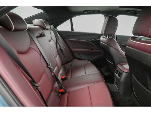 Used 2023 Cadillac CT4 V w/ LPO, ONYX Package image 18