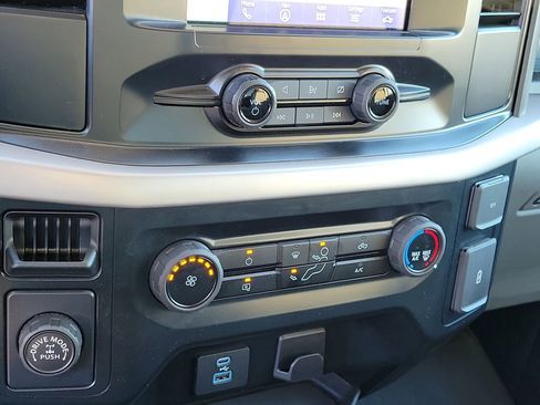 Used 2023 Ford F150 XL image 25