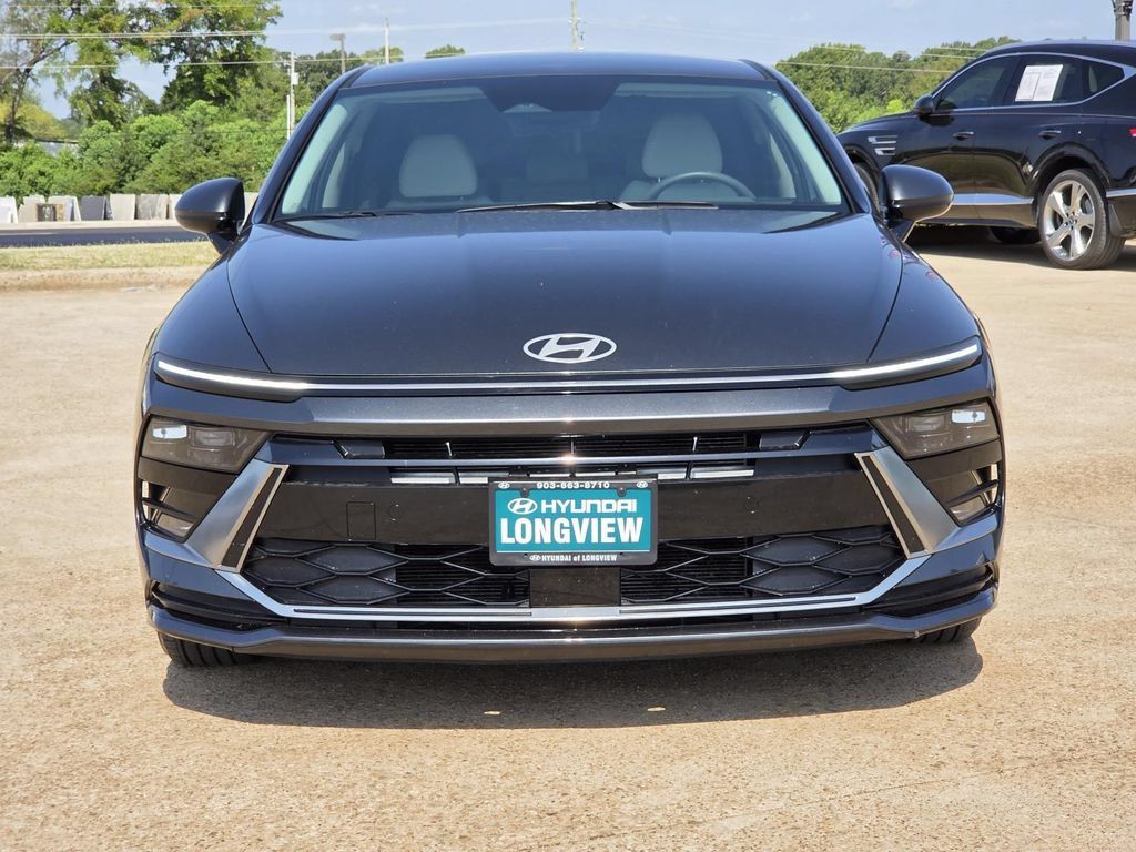 Used 2024 Hyundai Sonata SEL FWD image 2