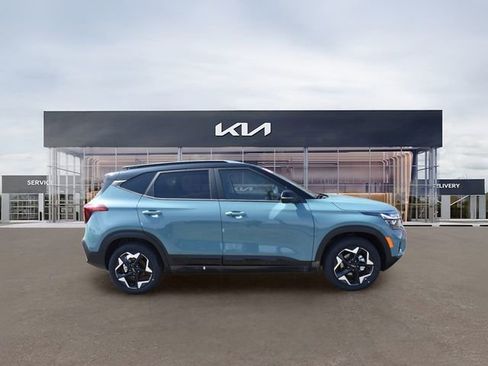 New 2026 Kia Seltos S FWD image 2