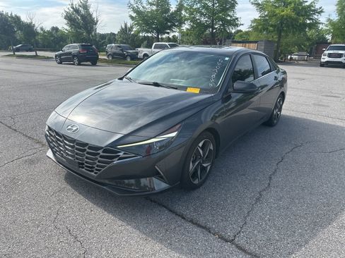 Used 2021 Hyundai Elantra Limited FWD image 1