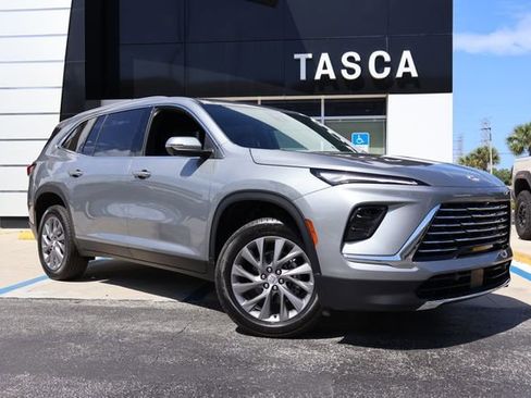 New 2026 Buick Enclave Preferred w/ Power Package FWD image 1
