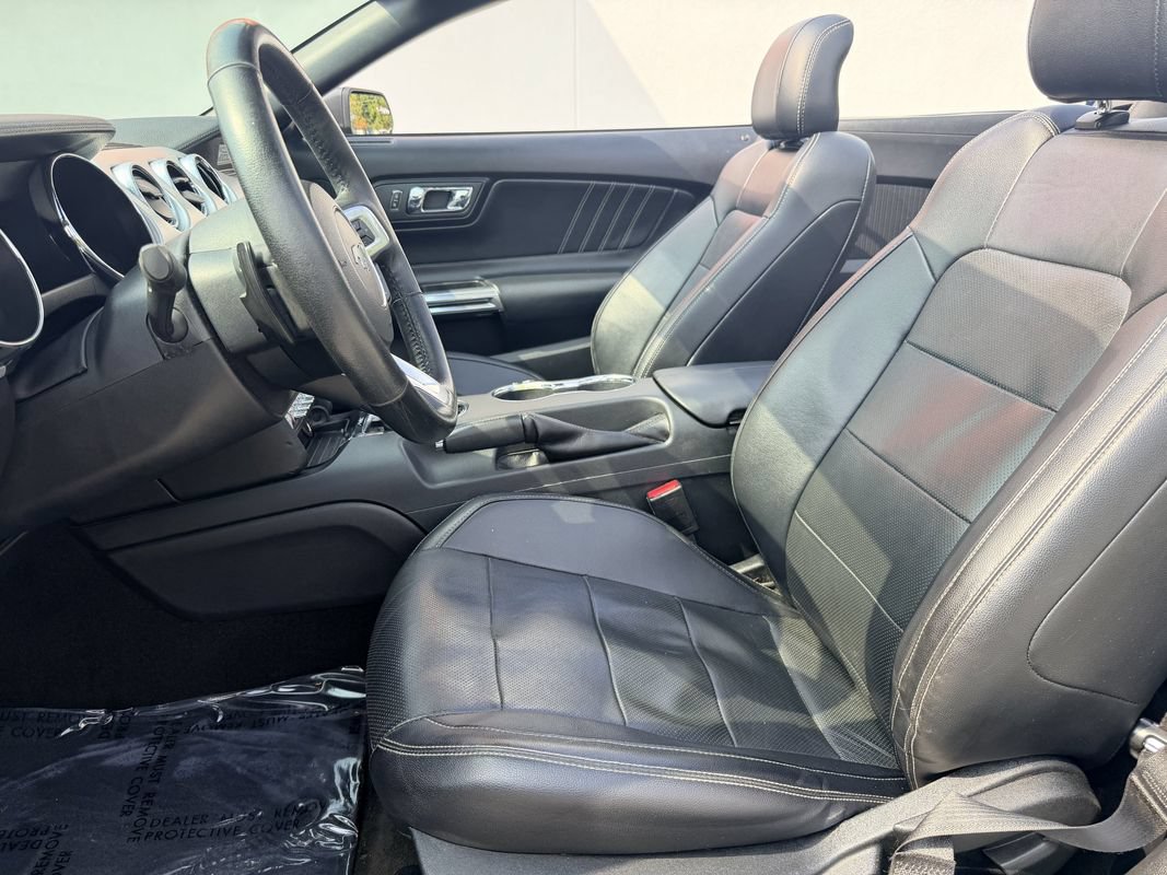Used 2016 Ford Mustang Premium RWD image 12
