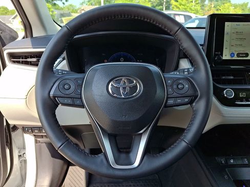 Used 2026 Toyota Corolla Cross LE w/ Cold Weather Package AWD/4WD image 22