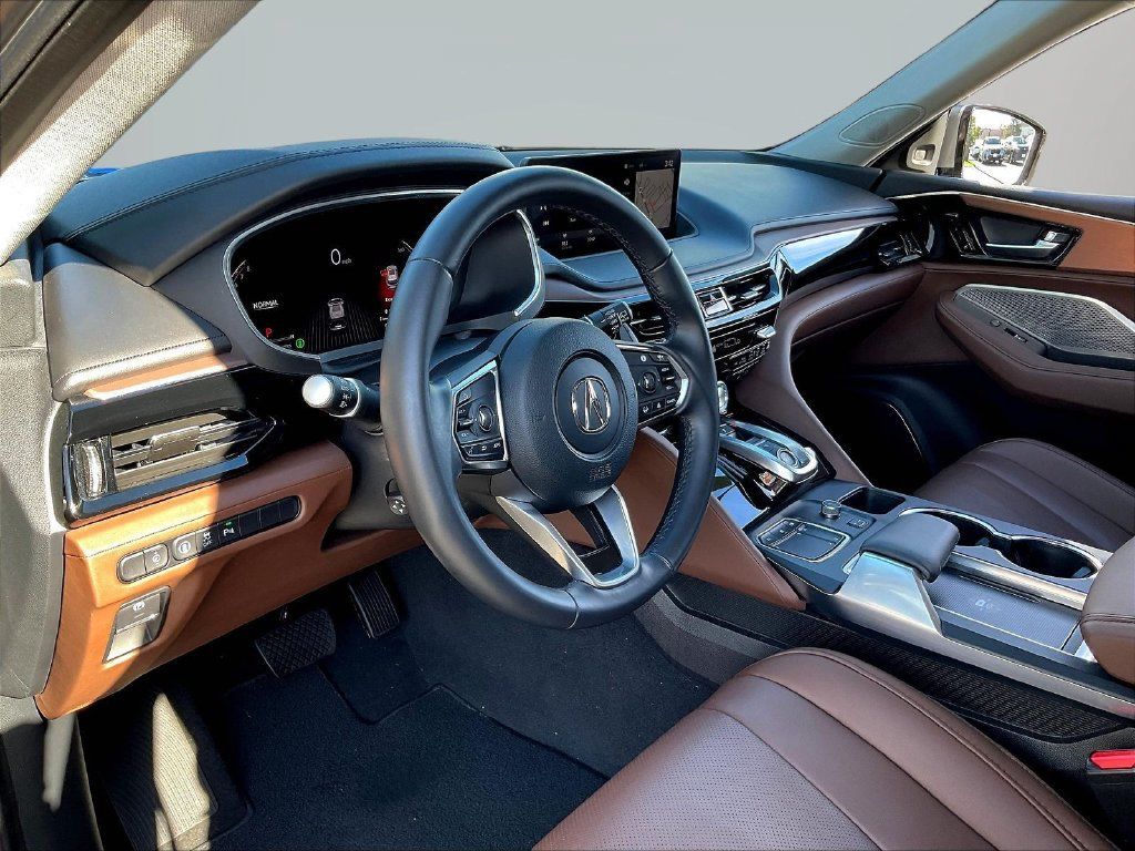Certified 2024 Acura MDX w/ Technology Package AWD/4WD image 19