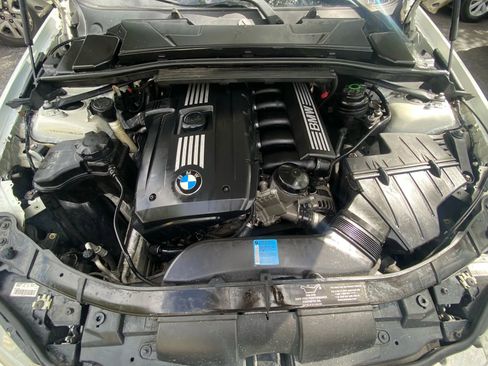 Used 2011 BMW 328i Sedan RWD image 24