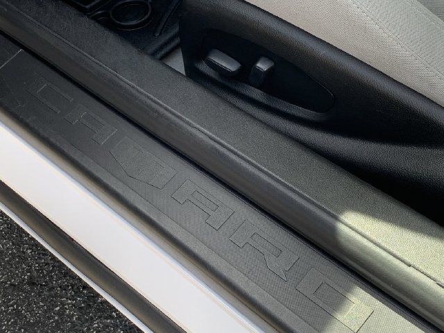 Used 2023 Chevrolet Camaro LT RWD image 14
