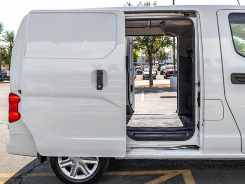 Used 2020 Nissan NV200 SV FWD image 8