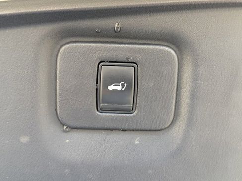 Used 2014 Nissan Pathfinder Platinum w/ Platinum Premium Package image 8