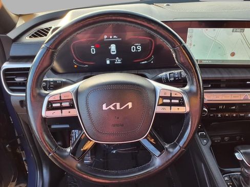 Used 2023 Kia Telluride EX w/ EX Captain's Chair Package image 13