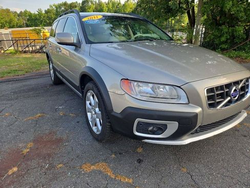 Used 2011 Volvo XC70 T6 AWD/4WD image 3