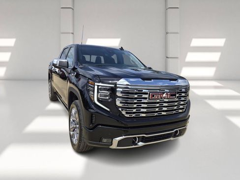 New 2026 GMC Sierra 1500 Denali w/ Denali Reserve Package image 3