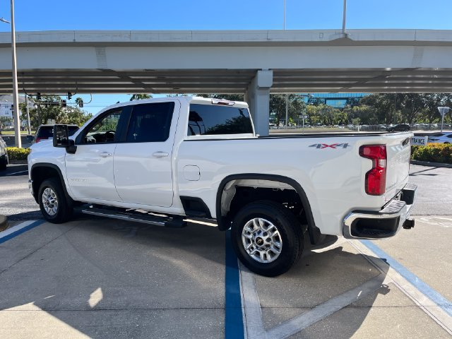 Used 2023 Chevrolet Silverado 2500 LT AWD/4WD image 5