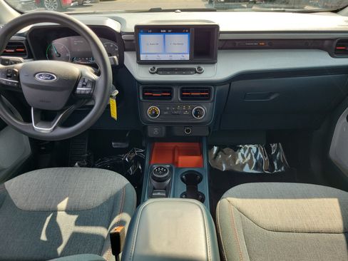 Used 2022 Ford Maverick XLT FWD image 9