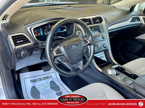 Used 2018 Ford Fusion S FWD image 9